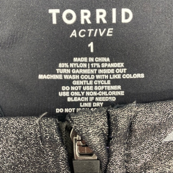 Torrid Women’s Active Wicking Sports Bra Performance Core Stars Shiny Grey - Picture 10 of 14